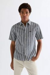 MESKA KOSZULA WRANGLER SS CHAMBRAY SHIRT DARK STRIPE 112378121. Niebieskie koszule Wrangler, l, bez wzorów, bez kołnierzyka, bez ramiączek. Za 119.99 zł.