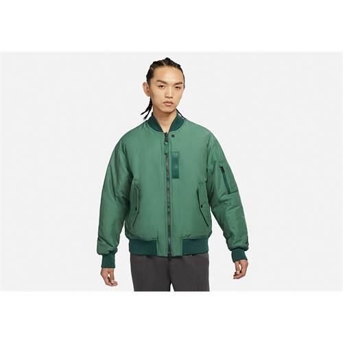 Kurtka uniwersalna męska Nike Air Jordan Essentials Statement. Zielone kurtki Nike, m, bez wzorów, z syntetyku, bez kaptura, do biegania. Za 1,233.00 zł.