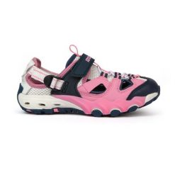 Sandały Frosty K V4 wodoodporne, regulowane, z antypoślizgową podeszwą. Czerwone sandały Izas, bez zapięcia. W wyprzedaży za 252.13 zł.