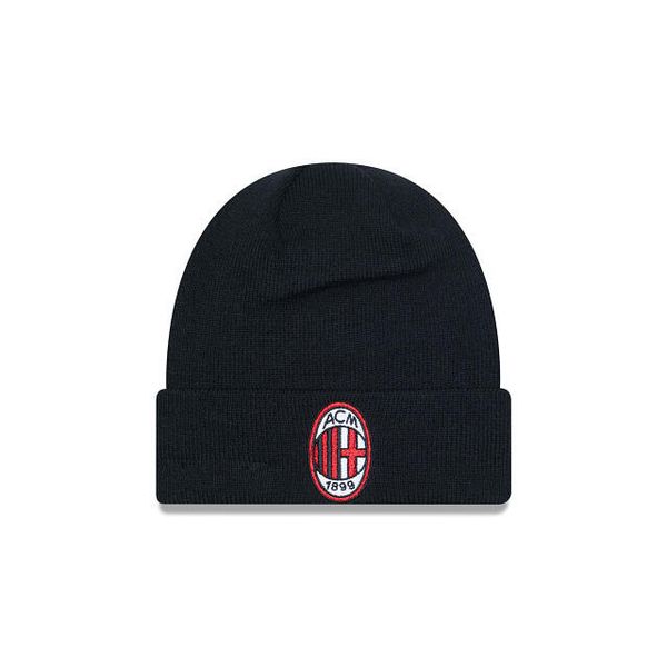 Czapka z klapą Milan AC Core. Czarne czapki z daszkiem New Era, bez wzorów, z materiału. Za 174.00 zł.
