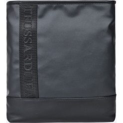 Trussardi Jeans - Saszetka. Saszetki i nerki marki TRUSSARDI JEANS. W wyprzedaży za 269.90 zł.