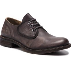 Półbuty FLY LONDON - Ritofly P210990000 Black. Czarne eleganckie półbuty Fly London, bez wzorów, z materiału, bez obcasa, bez zapięcia. W wyprzedaży za 369.00 zł.