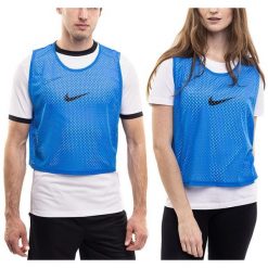 Znacznik Piłkarski Kamizelka Nike Treningowy Koszulka Narzutka roz. L. Niebieskie kamizelki sportowe Nike, l, bez wzorów, z materiału, bez kaptura, na fitness i siłownię. Za 30.99 zł.
