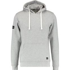 Redefined Rebel LIAM Bluza z kapturem grey. Bluzy z kapturem marki Redefined Rebel, m, z bawełny, z kapturem. W wyprzedaży za 152.10 zł.