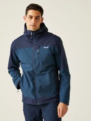 Regatta Kurtka przeciwdeszczowa "Highton IV" w kolorze granatowym rozmiar: XL. Niebieskie kurtki przeciwdeszczowe Regatta, m, bez wzorów, z tkaniny, bez kaptura. Za 153.71 zł.