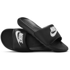 Klapki męskie Nike Victory One Lide. Czarne klapki Nike, z materiału. Za 274.00 zł.