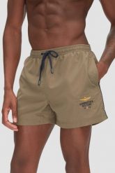 AERONAUTICA MILITARE Zielone szorty kąpielowe, Rozmiar 50. Zielone kąpielówki Aeronautica Militare, m, bez wzorów, z materiału. W wyprzedaży za 279.99 zł.