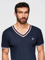 Męska wiskozowa koszulka z dekoltem w serek - granatowa V2 - Rozmiar: XL. Niebieskie t-shirty Ombre Clothing, m, bez wzorów, z dzianiny, bez kołnierzyka, bez ramiączek. Za 209.99 zł.
