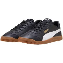 Męskie Buty Sportowe Club 5v5 Z Powlekanej Skóry. Białe buty trekkingowe Puma, bez wzorów, ze skóry, bez zapięcia. Za 367.99 zł.