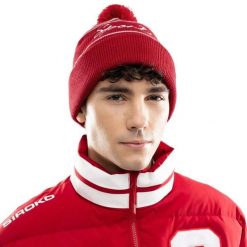Zimowa czapka z pomponem 120. rocznica Real Sporting de Gijón Siroko SC120 Puxa. Czerwone czapki zimowe SIROKO, bez wzorów, z materiału. Za 126.00 zł.