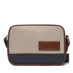 Saszetka Tommy Hilfiger. Brązowe saszetki i nerki Tommy Hilfiger, bez wzorów. Za 309.99 zł.