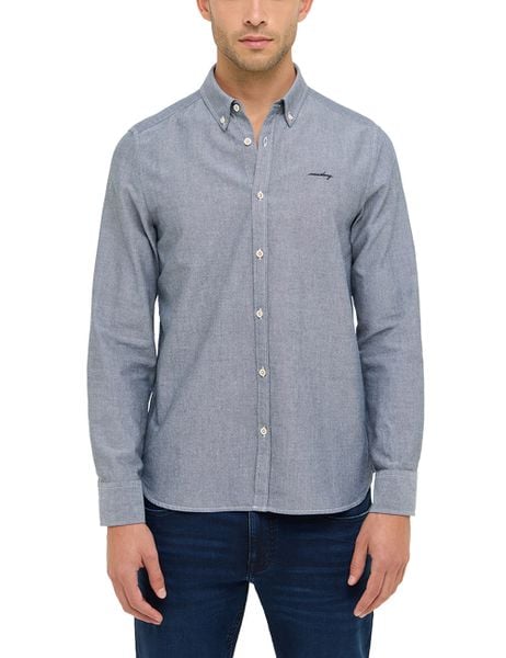 Męska Koszula Mustang Style Edinburg Dark Sapphire 1016242 4136. Niebieskie koszule Mustang, m, bez wzorów, bez kołnierzyka, bez ramiączek. Za 149.99 zł.