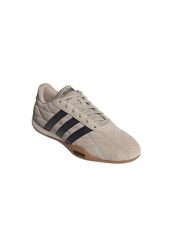Buty ADIDAS ADIPISTA Beżowy. Brązowe buty turystyczne Adidas, bez wzorów, z materiału, bez zapięcia, trekkingowe. Za 320.50 zł.