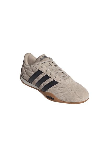 Buty ADIDAS ADIPISTA Beżowy. Brązowe buty turystyczne Adidas, bez wzorów, z materiału, bez zapięcia, trekkingowe. Za 320.50 zł.