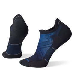 Skarpety Biegowe unisex Smartwool Run Targeted Cushion Low Ankle Socks. Brązowe skarpety Smartwool, bez wzorów, z wełny. Za 99.99 zł.