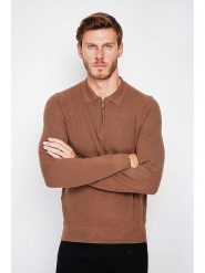 C& Jo Sweter w kolorze jasnobrązowym rozmiar: 50. Brązowe swetry nierozpinane C& Jo, bez wzorów, bez kołnierzyka, bez ramiączek. Za 152.99 zł.