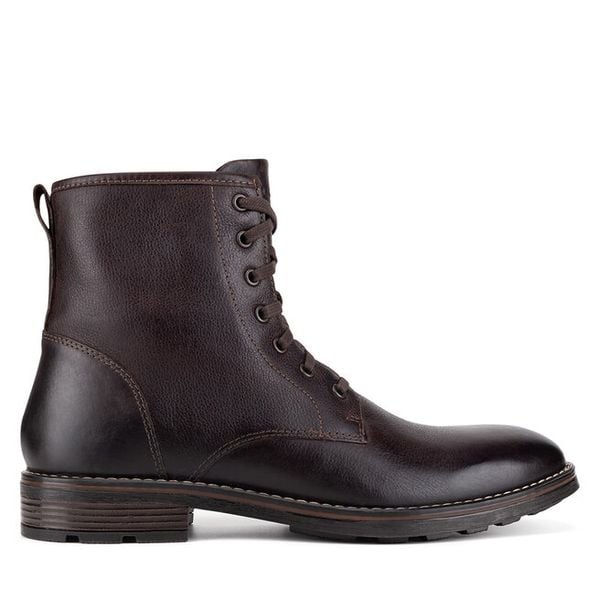 Trzewiki Lasocki. Brązowe botki sznurowane Lasocki, bez wzorów, bez obcasa, bez zapięcia. Za 279.99 zł.