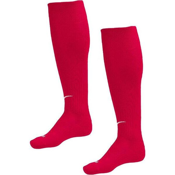 Getry piłkarskie Nike Classic II Cush OTC. Czerwone legginsy długie sportowe Nike, bez wzorów, do piłki nożnej. Za 35.00 zł.