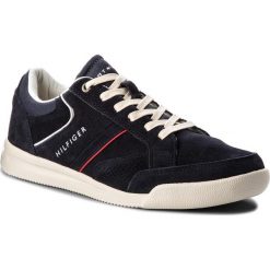 Sneakersy TOMMY HILFIGER - Corporate Detail Suede Sneaker FM0FM01622 Midnight 403. Buty sportowe casual marki Tommy Hilfiger. W wyprzedaży za 279.00 zł.