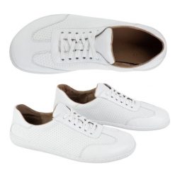 Olivier Półbuty męskie barefoot skórzane minimalistyczne model 0742WK tłoczone białe. Białe eleganckie półbuty bez wzorów, ze skóry, bez obcasa, bez zapięcia. Za 484.00 zł.