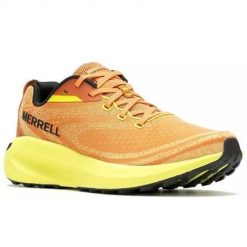 Buty do biegania męskie Merrell J068071. Brązowe buty do biegania Merrell, bez wzorów, z gumy, bez zapięcia, do biegania. Za 492.00 zł.