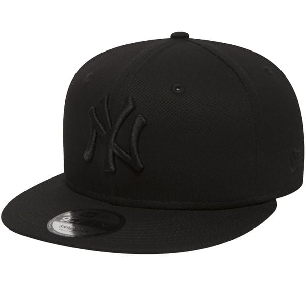 Męska czapka z daszkiem New Era 9FIFTY MLB New York Yankees Cap. Czarne czapki z daszkiem New Era, bez wzorów, z bawełny. Za 150.50 zł.