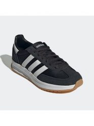 Adidas Skórzane sneakersy "Run 72" w kolorze czarnym rozmiar: 45. Czarne buty do biegania Adidas, bez wzorów, bez zapięcia. Za 188.40 zł.