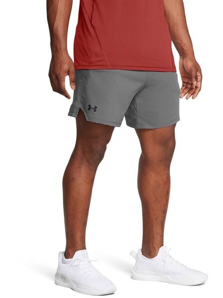 Under Armour Szorty sportowe "Vanish" w kolorze szarym rozmiar: XL. Szare krótkie spodenki sportowe Under Armour, xl, bez wzorów, z materiału. Za 124.95 zł.