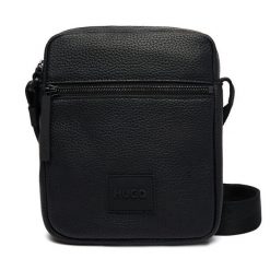 Saszetka HUGO. Czarne torby na ramię Hugo, bez wzorów, małe, bez dodatków. Za 449.99 zł.