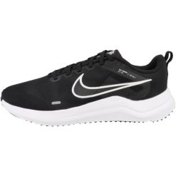 Buty treningowe męskie Nike Downshifter 12. Czarne buty treningowe Nike, bez wzorów, z gumy, do biegania, nike downshifter. Za 409.00 zł.