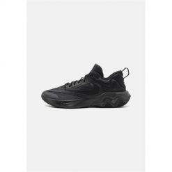 Buty do chodzenia męskie Nike Giannis Immortality 3. Czarne buty sportowe casual Nike, bez wzorów, z materiału, bez zapięcia. Za 605.00 zł.