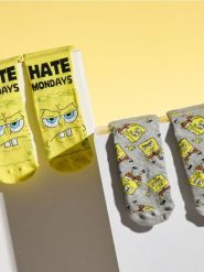 Skarpetki z bawełną 2 pack SpongeBob - wielobarwny. Skarpety Sinsay, bez wzorów, z bawełny. Za 15.99 zł.