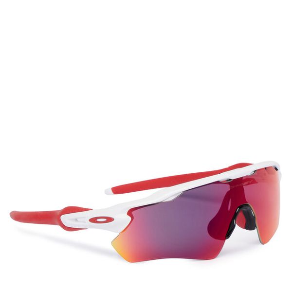 Okulary przeciwsłoneczne Oakley. Białe okulary przeciwsłoneczne Oakley. Za 999.99 zł.