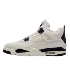 Air Jordan 4 Retro OG Flight Club. Białe buty do koszykówki Jordan, bez zapięcia, do koszykówki. Za 973.98 zł.
