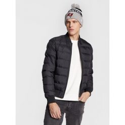 Czapka New Era. Czapki zimowe New Era, bez wzorów. Za 149.99 zł.