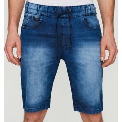 Jeansowe szorty jogger - Granatowy. Szorty marki Reserved. W wyprzedaży za 59.99 zł.