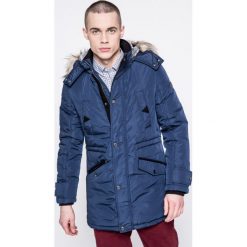 Guess Jeans - Kurtka. Kurtki marki Guess Jeans. W wyprzedaży za 699.90 zł.