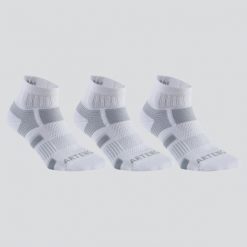 Skarpety sportowe tenis RS560 3 pary. Białe skarpetki sportowe ARTENGO, bez wzorów, z bawełny. Za 49.99 zł.