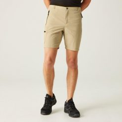 Leesville II męskie spodenki trekkingowe. Brązowe szorty Regatta, l, bez wzorów, z poliamidu, sportowe. W wyprzedaży za 182.45 zł.