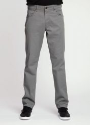 WRANGLER GREENSBORO MĘSKIE SPODNIE MATERIAŁOWE IRON GREY W15QNDM16 112338192. Szare spodnie materiałowe Wrangler, l, bez wzorów, z materiału. Za 239.99 zł.