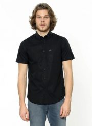 LEE SS BUTTON DOWN MĘSKA KOSZULA KRÓTKI RĘKAW BLACK L886OA01. Czarne koszule Lee, l, bez wzorów, bez kołnierzyka, bez ramiączek. Za 119.99 zł.