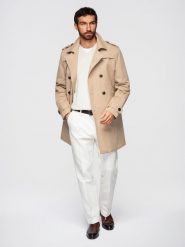 Elegancki dwurzędowy męski płaszcz trencz SLIM FIT z paskiem - beżowy V1 - Rozmiar: XXL. Brązowe płaszcze Ombre Clothing, m, bez wzorów, z materiału, eleganckie, bez kaptura. Za 459.99 zł.