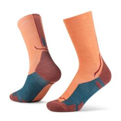 Skarpety BUFF Merino Lightweight Crew LWC4. Czerwone skarpety Buff, bez wzorów, z elastanu. Za 129.90 zł.