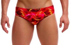 Kąpielówki męskie Funky Trunks Saucy Sonar - slipy. Czerwone slipy i bokserki Funky Trunks, l, bez wzorów, z materiału. Za 139.00 zł.