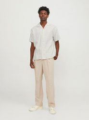 Jack & Jones Koszula "Cabana" w kolorze beżowo-białym rozmiar: M. Białe koszule Jack & Jones, m, bez wzorów, z bawełny, bez kołnierzyka, bez ramiączek. Za 92.86 zł.