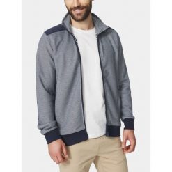 Sweter męski TBS Cairogil. Niebieskie swetry nierozpinane Tbs, na zimę, m, bez wzorów, bez kołnierzyka, bez ramiączek. Za 382.50 zł.