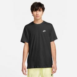 Koszulka z krótkim rękawem Męska Nike AR4997 013 Czarny. Czarne t-shirty sportowe Nike, bez wzorów, bez ramiączek, na jogę i pilates. Za 125.99 zł.