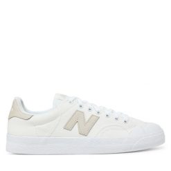 Trampki New Balance. Białe trampki New Balance, m, bez wzorów, bez zapięcia. Za 289.99 zł.
