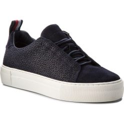 Sneakersy TOMMY HILFIGER - Fashion Suede Lace Up Cupsole FM0FM01816 Midnight 403. Buty sportowe casual marki Tommy Hilfiger. W wyprzedaży za 359.00 zł.