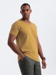 Klasyczna męska bawełniana koszulka z dekoltem w serek BASIC – musztardowa V8 OM-TSBS-0145 - XXL. T-shirty Ombre Clothing, l, bez wzorów, z bawełny, bez kołnierzyka, bez ramiączek. W wyprzedaży za 24.99 zł.